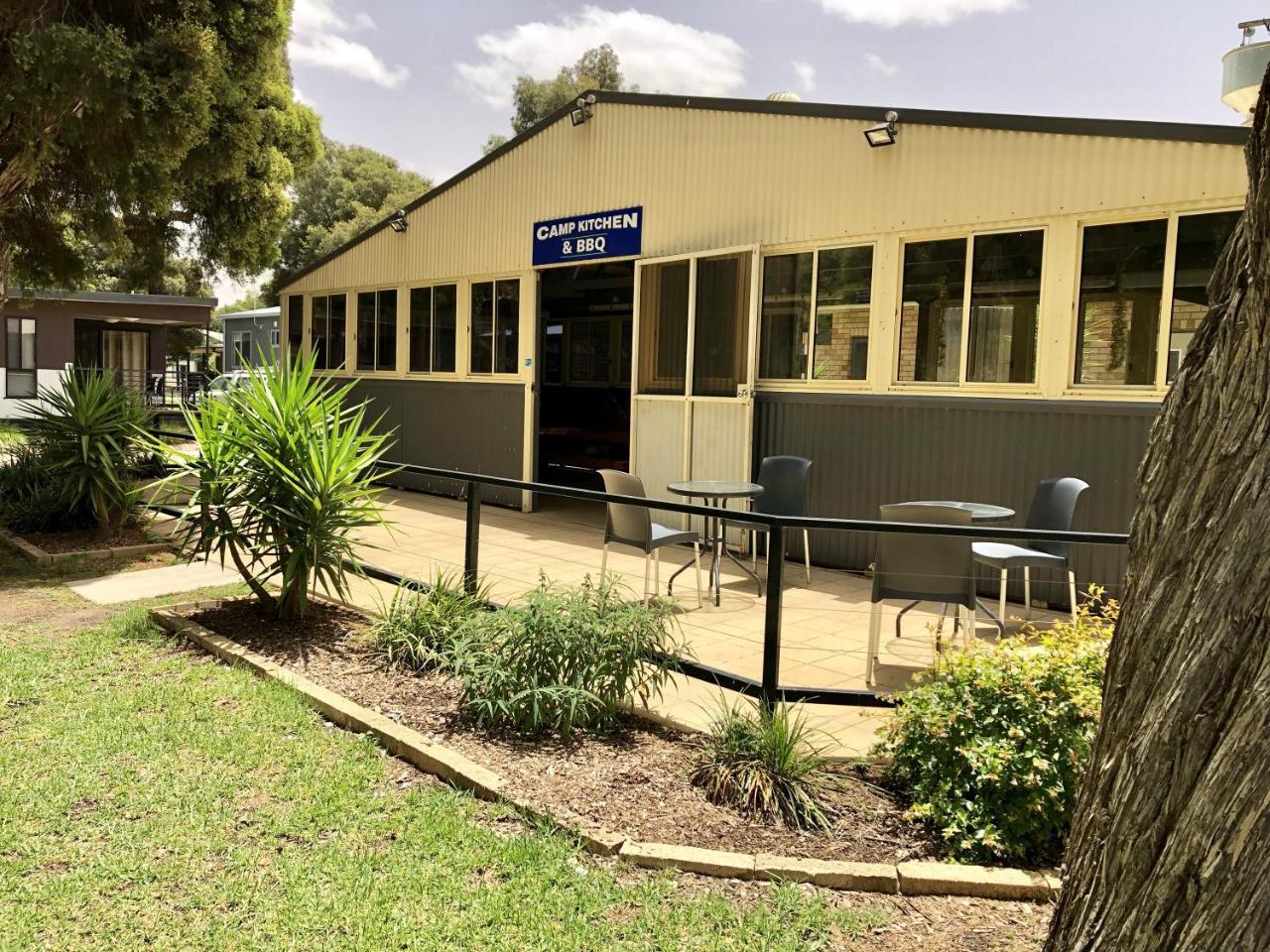 Big4 Ingenia Holidays Wagga Wagga Luaran gambar